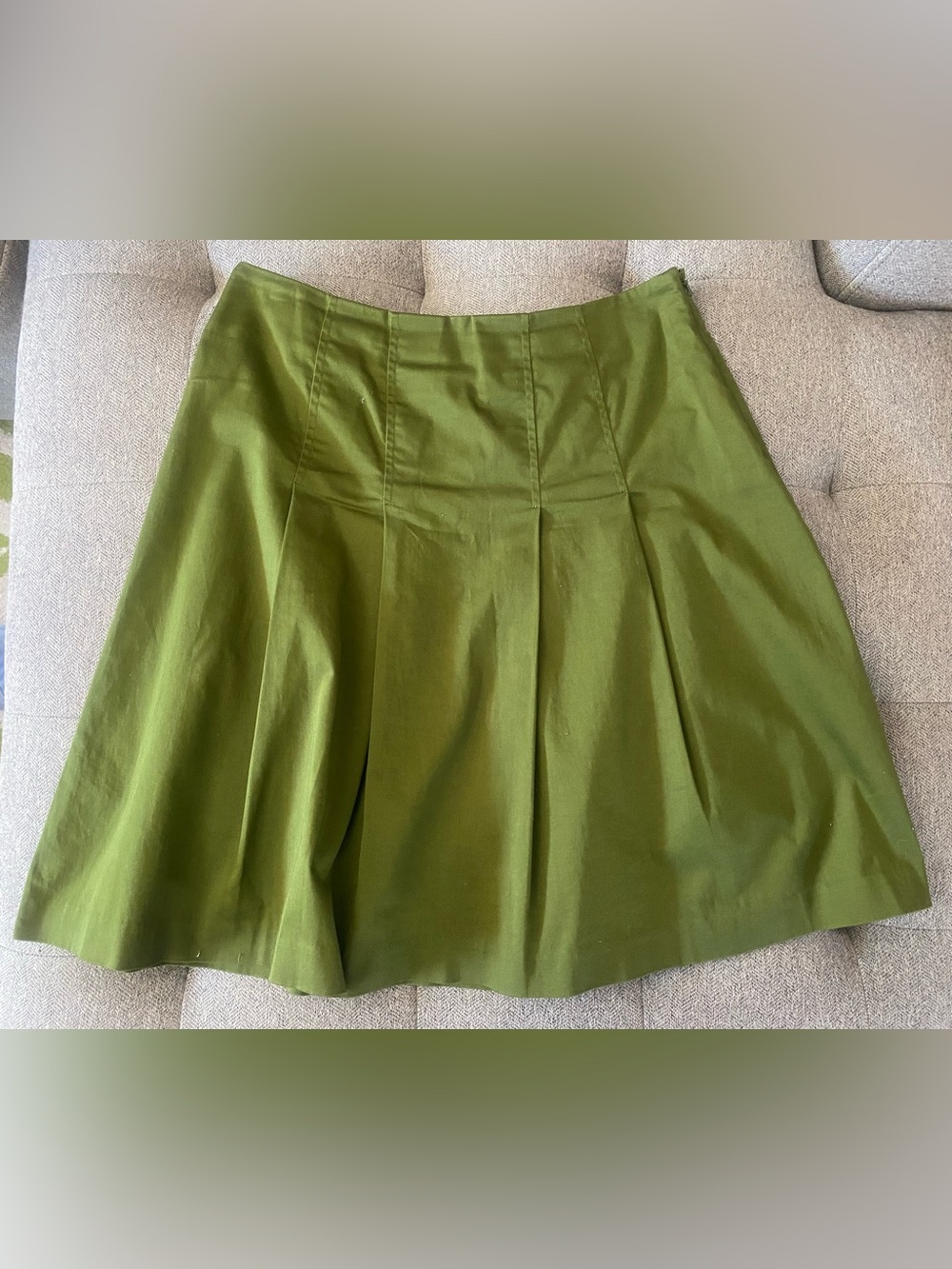 Ann Taylor Olive Green A-Line Pleated Women's Skirt - Size 4P